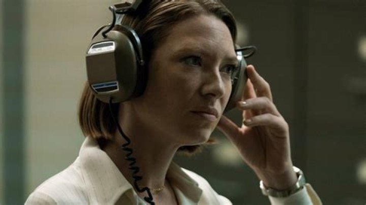 Anna Torv in Mindhunter.