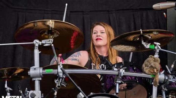 LANDER Explains Why Now Is The Perfect Time For A KITTIE Reunion